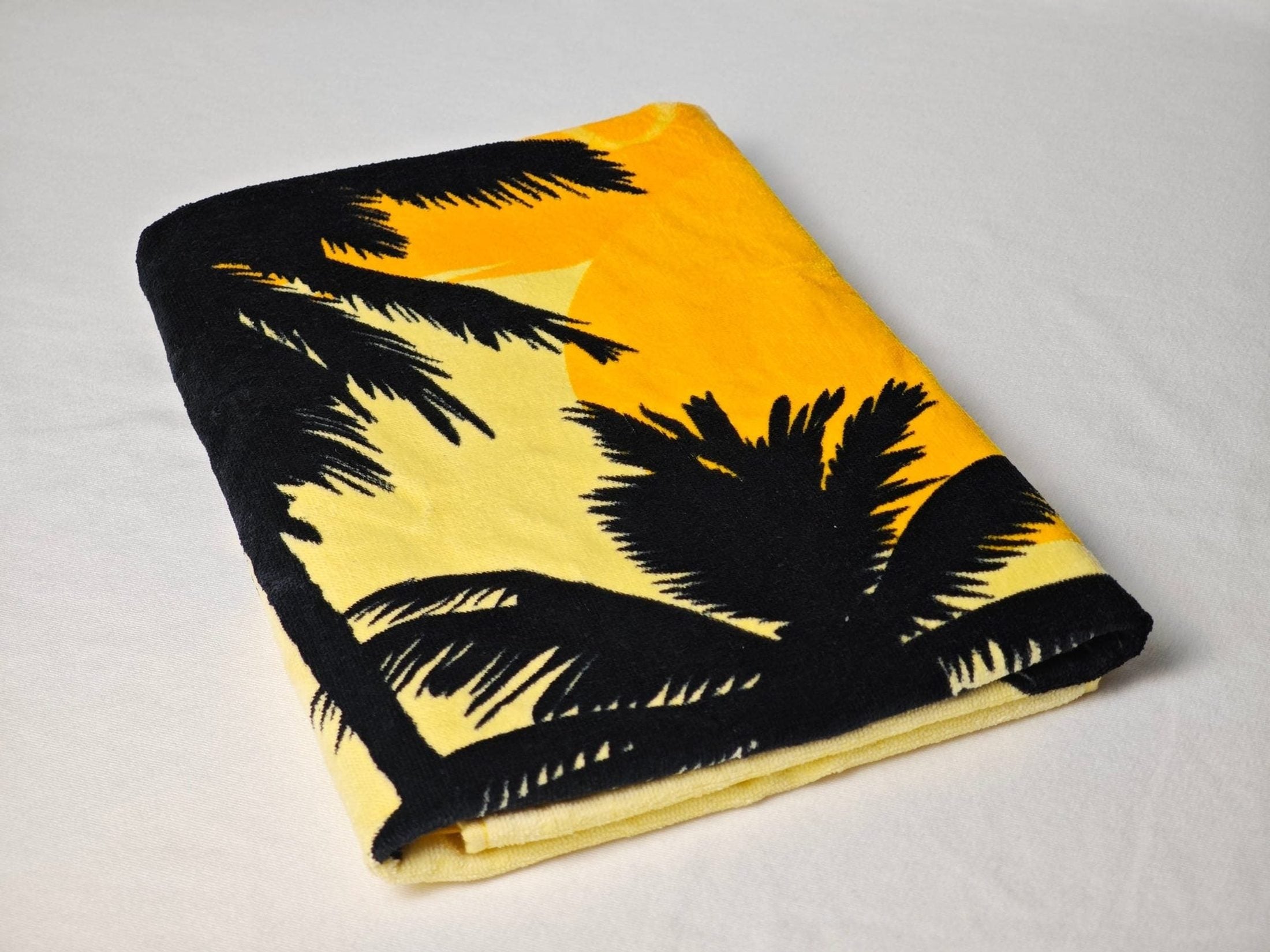 Custom ‌Coconut Palm Print Beach Towel